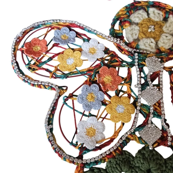 Handmade Summer Bee Floral Holiday Wreath Crochet Multicolor Handmade Wall Art
